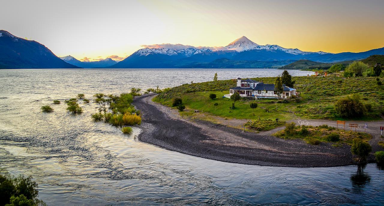 Отель La Berendina Huechulafquen Lake Экстерьер фото